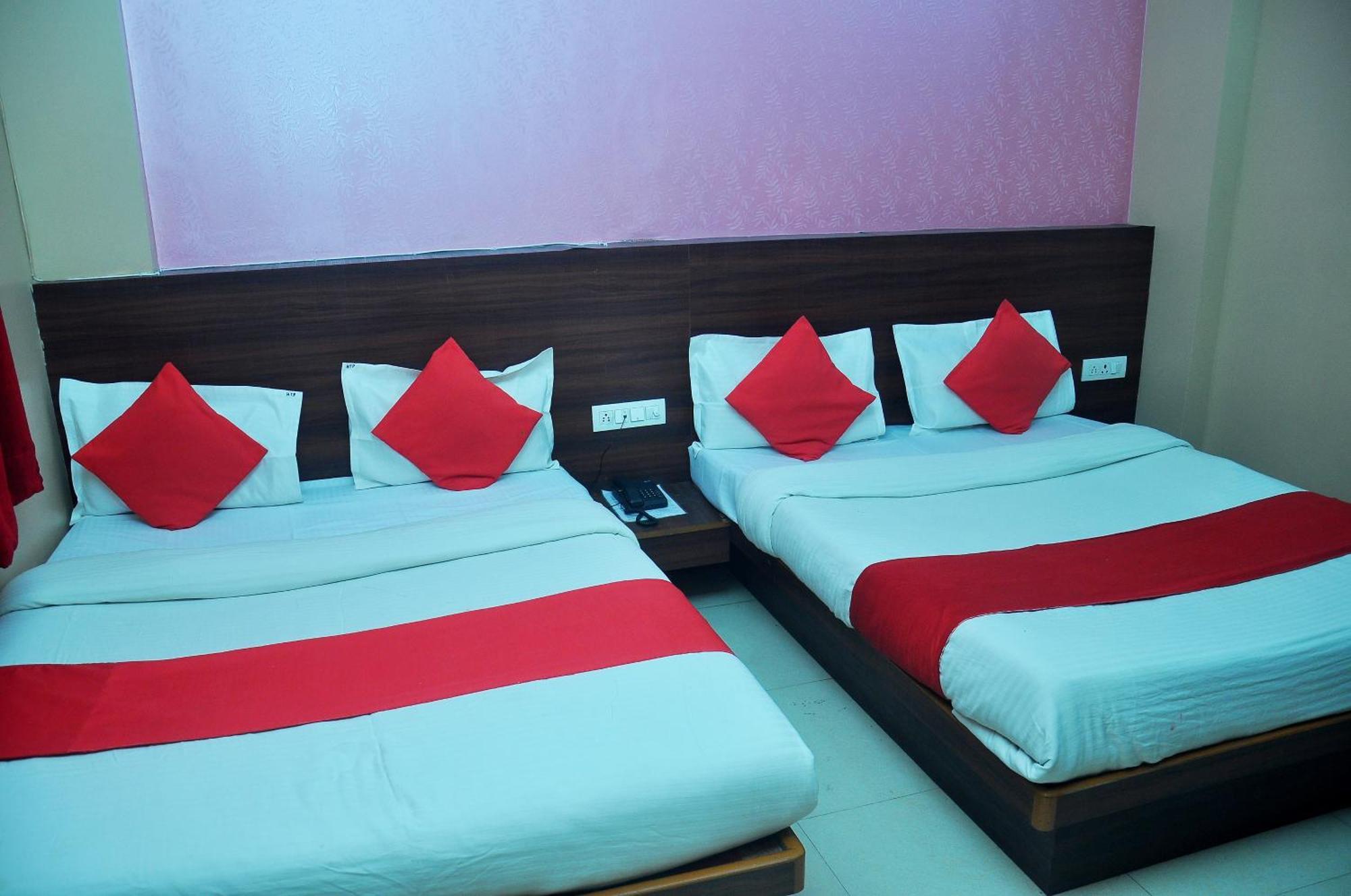 Hotel Thikana Palace Τζαϊπούρ Εξωτερικό φωτογραφία