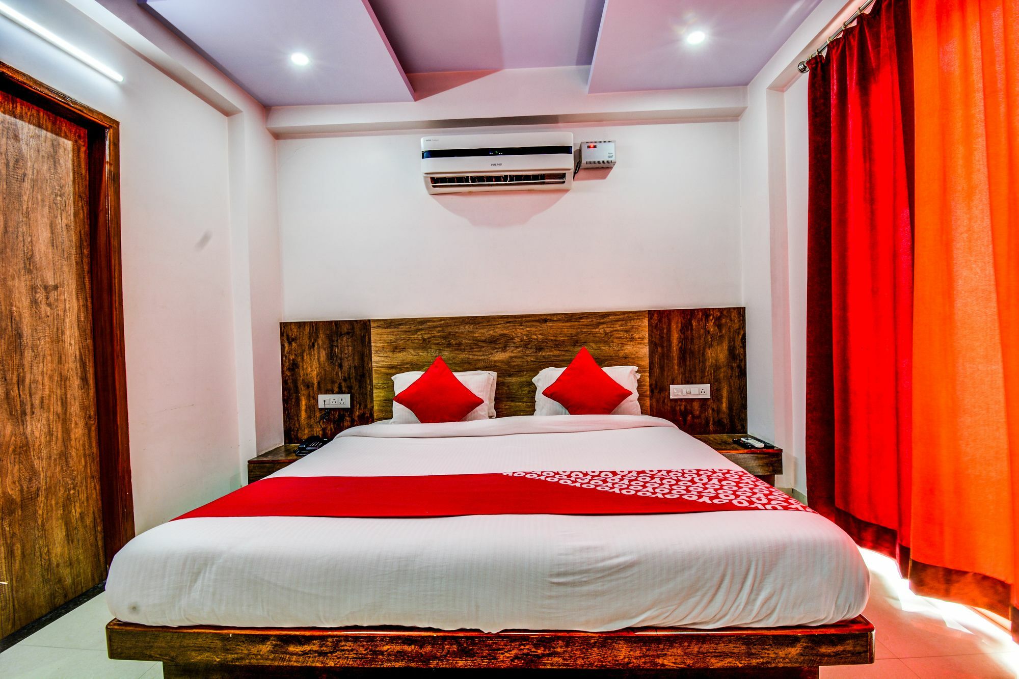 Hotel Thikana Palace Τζαϊπούρ Εξωτερικό φωτογραφία